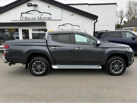 2020 Mitsubishi L200 - thumbnail 2