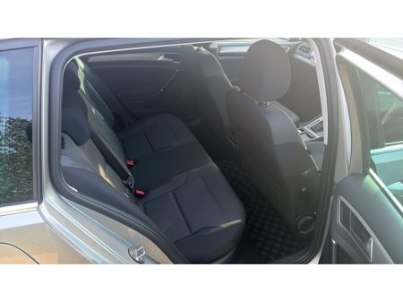 2017 Volkswagen Golf - thumbnail 8