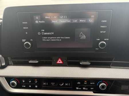 2022 Kia Sportage Premium Spec 1.6d 18inch alloys , *warranty till 2029* Multi-Function Steering Wheel, Climate Control, Lane Departure Warning, Rear Parking Sensors €31,900 thumbnail