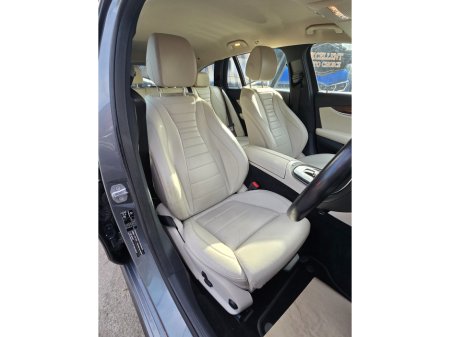 2018 Mercedes-Benz E Class - thumbnail 11