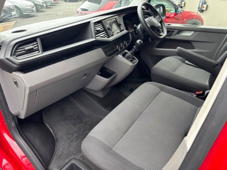 2021 Volkswagen Transporter  €14,595 thumbnail