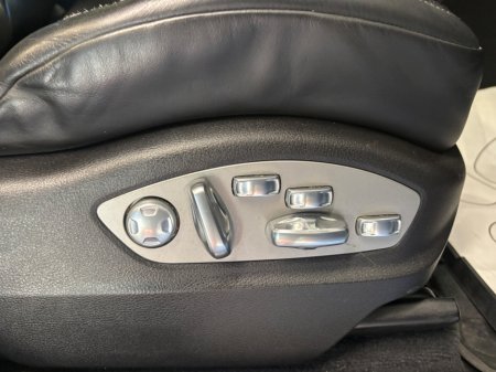 2017 Porsche Macan Macan S Diesel PDK €33,950 thumbnail