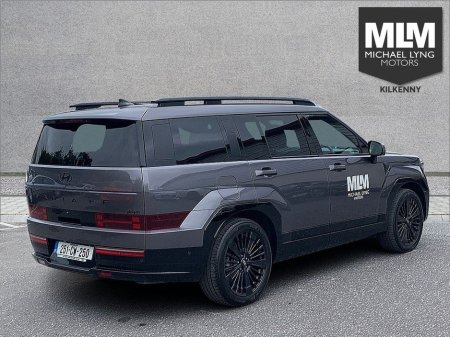 2025 Hyundai Santa Fe 1.6 PHEV 4WD Premium Calligraphy €63,995 thumbnail