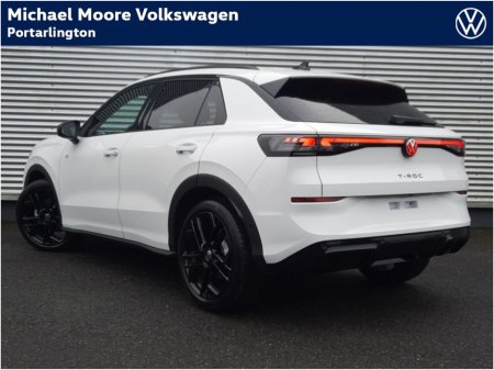 2026 Volkswagen T-Roc NEW R-LINE 1.5eTSI mHEV 150HP AUTO €52,620 thumbnail