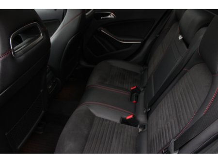 2017 Mercedes-Benz GLA Class GLA220 D 4MATIC AMG-LINE PREMIUM 5DR ESTATE 4 MATIC AUTO //  STUNNING CAR FINISHED IN BLACK // BUY WITH CONFIDENCE AA AND SIMI APPROVED DEALER 2026 // FINANCE ARRANGED // ALL TRADE INS WELCOME // thumbnail