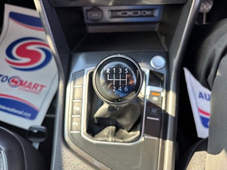 2020 Volkswagen Tiguan - thumbnail 25