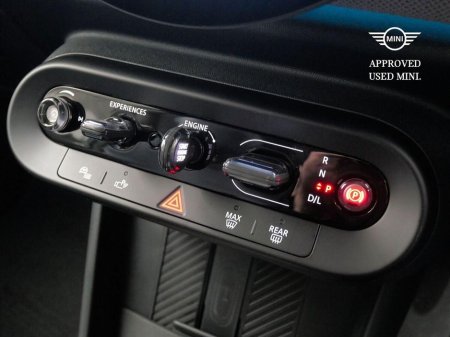 2024 MINI Hatch Cooper C 3 Door €34,900 thumbnail