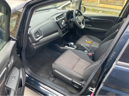 2016 Honda Fit - thumbnail 14