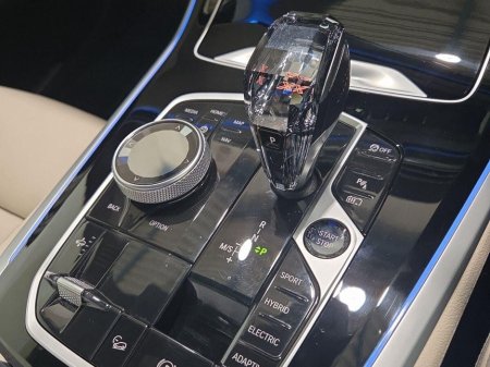 2022 BMW X5 xDrive45e M Sport €65,950 thumbnail