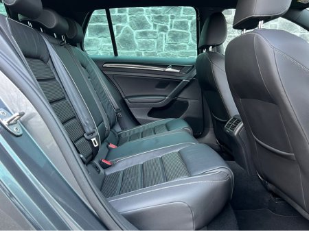 2018 Volkswagen Golf 2.0 R 4MOTION 310PS 5DR A AUTO €28,950 thumbnail