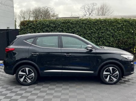 2023 MG ZS EV // LOW MILEAGE // APPLE CARPLAY/ANDROID AUTO // 360 PARKING CAMERAS // DIGITAL CLUSTER €20,900 thumbnail