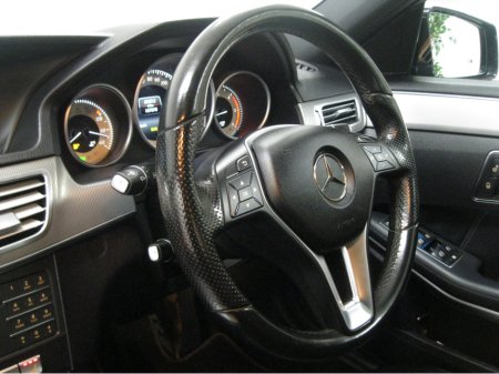 2016 Mercedes-Benz E Class E220 SE 4DR AUTO CDI €14,495 thumbnail