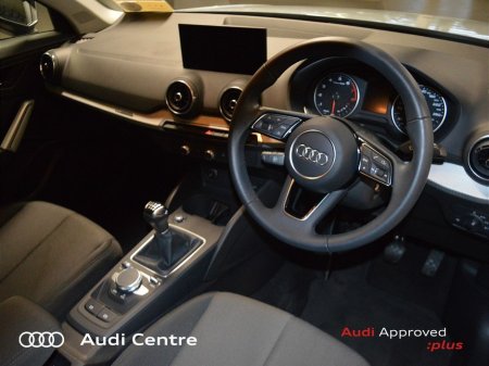 2024 Audi Q2 30 TFSI 110HP SE €35,499 thumbnail