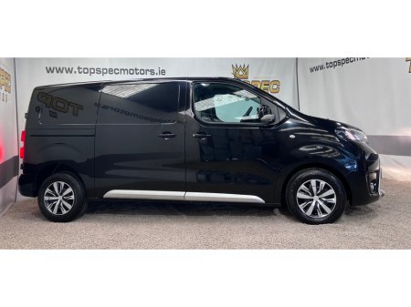 2017 Toyota Proace COMFORT L1 €14,800
