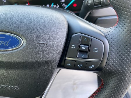 2023 Ford Focus ST Line..Parking Pack/ Winter pack €25,950 thumbnail