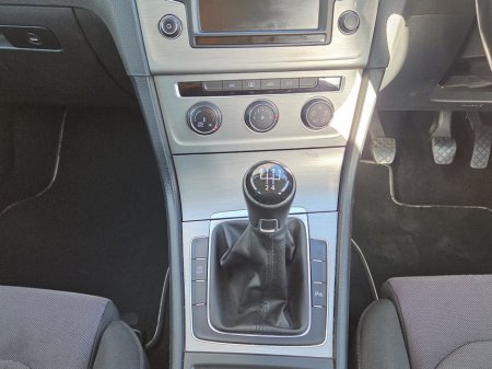 2017 Volkswagen Golf - thumbnail 31