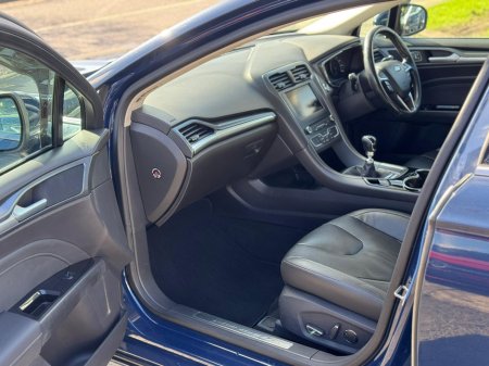 2016 Ford Mondeo - thumbnail 16