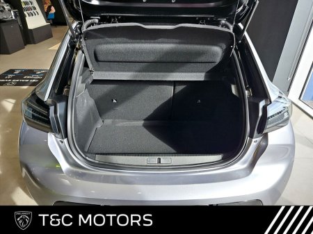 2026 Peugeot 208 - thumbnail 8