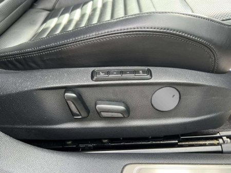 2019 Volkswagen Passat - thumbnail 25