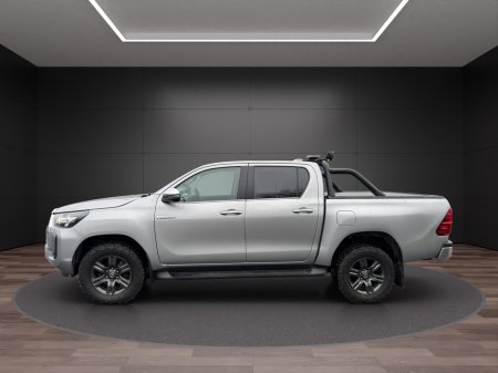 2022 Toyota Hilux  thumbnail