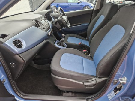 2018 Hyundai i10 DELUXE 4DR 1.0 PETROL MANUAL 5DR LOW MILAGE, 12 month warranty €10,950 thumbnail