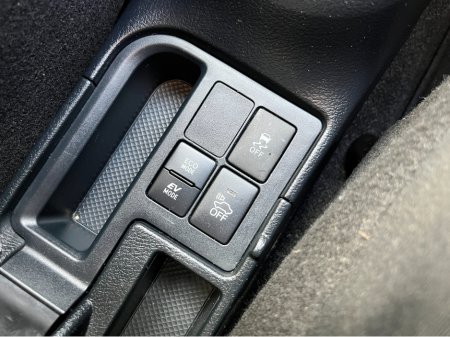 2019 Toyota Vitz - thumbnail 15