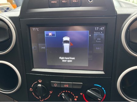 2018 Peugeot Partner - thumbnail 12