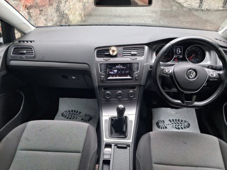 2015 Volkswagen Golf 1.6 TDI 3DR 90HP Trendline €7,999 thumbnail