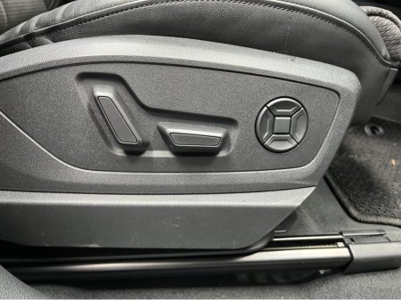 2022 Audi e-tron - thumbnail 13