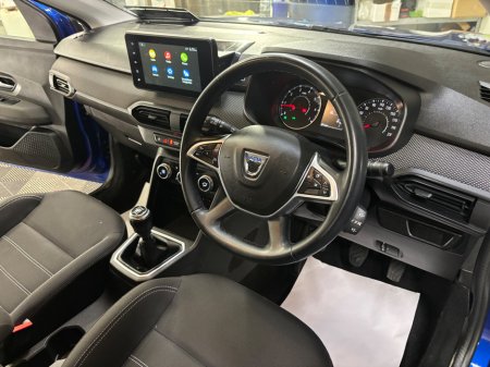 2022 Dacia Jogger TCe 110 Comfort €16,950 thumbnail