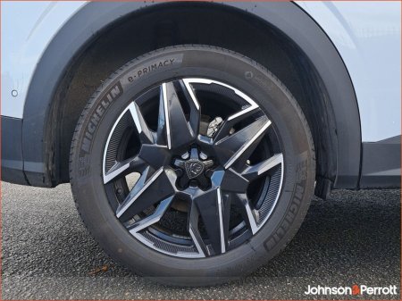 2025 Peugeot 3008 1.2 MHEV PureTech 136bhp eDCS6 Allure €38,900 thumbnail