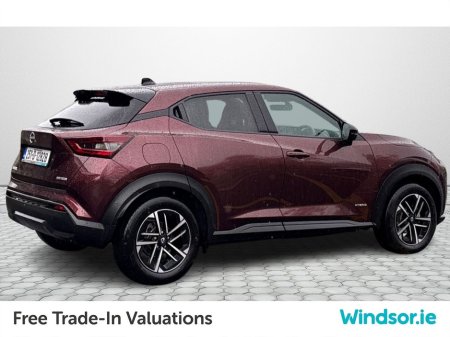 2025 Nissan Juke - thumbnail 2