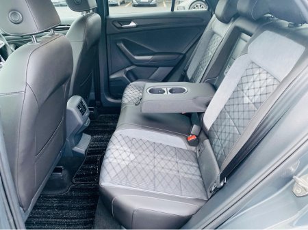 2023 Volkswagen T-Roc - thumbnail 26