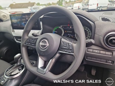 2025 Nissan Juke - thumbnail 16