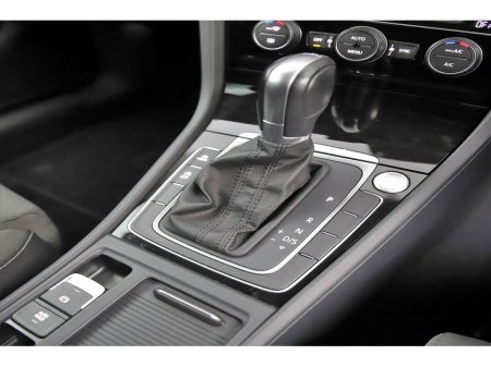 2017 Volkswagen Golf MK7 1.4 TSI DSG HIGHLINE 103KW €16,890 thumbnail