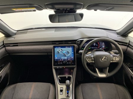 2025 Lexus LBX - thumbnail 12