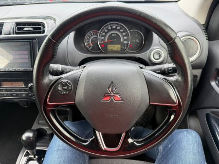 2019 Mitsubishi Mirage - thumbnail 11