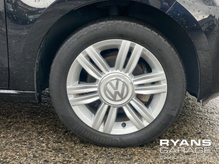 2019 Volkswagen up! 1.0 5DR AUTOMATIC   **HEATED SEATS** €11,995 thumbnail