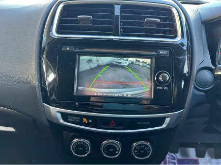 2016 Mitsubishi ASX - thumbnail 7