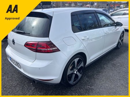 2015 Volkswagen Golf - thumbnail 16