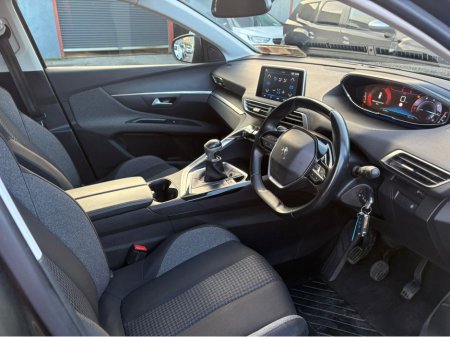 2019 Peugeot 3008 ACTIVE 1.5 BLUE HDI 130 6 6.2 4DR thumbnail