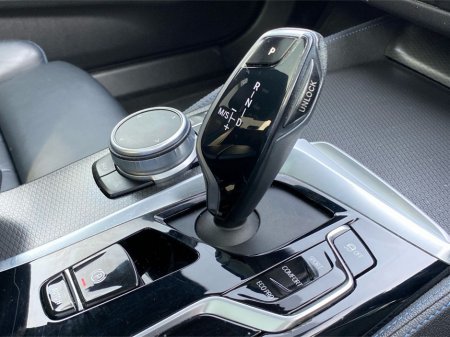 2022 BMW 5 Series - thumbnail 10