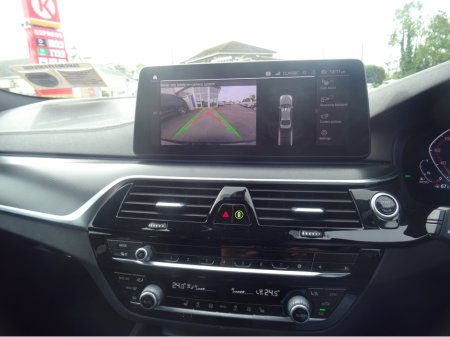 2021 BMW 5 Series - thumbnail 12