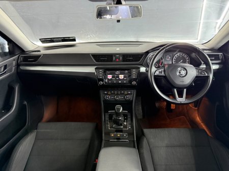 2016 Skoda Superb - thumbnail 19