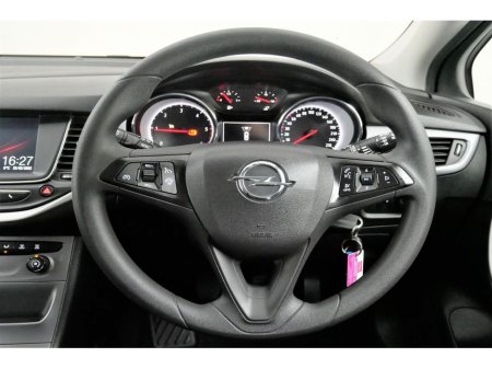 2018 Opel Astra - thumbnail 17