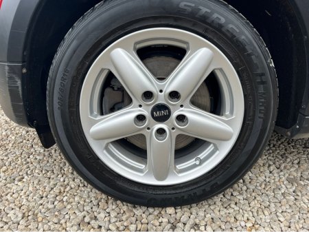 2015 MINI Countryman - thumbnail 14