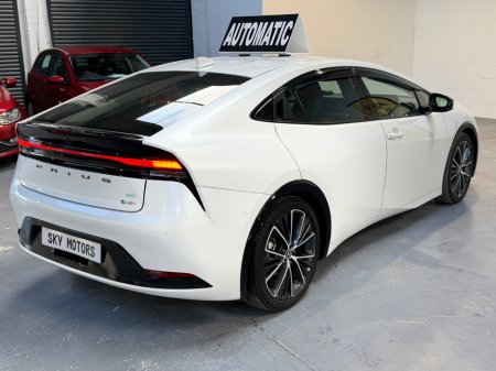 2023 Toyota Prius - thumbnail 8