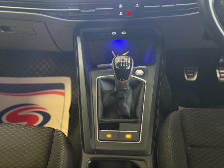 2021 Volkswagen Golf - thumbnail 13