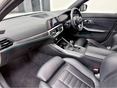 2020 BMW 3 Series 320D MSPORT €29,950 thumbnail