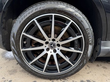 2023 Mercedes-Benz EQC - thumbnail 11